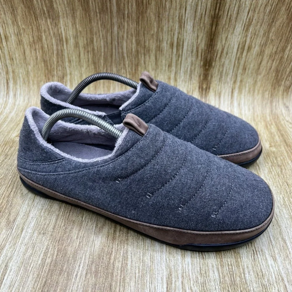 OluKai Mahana Slippers Men's Size 10 Grey Quilted Textile Leather Slip On 10451
